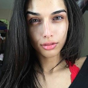 Meet your Posher, Lesley